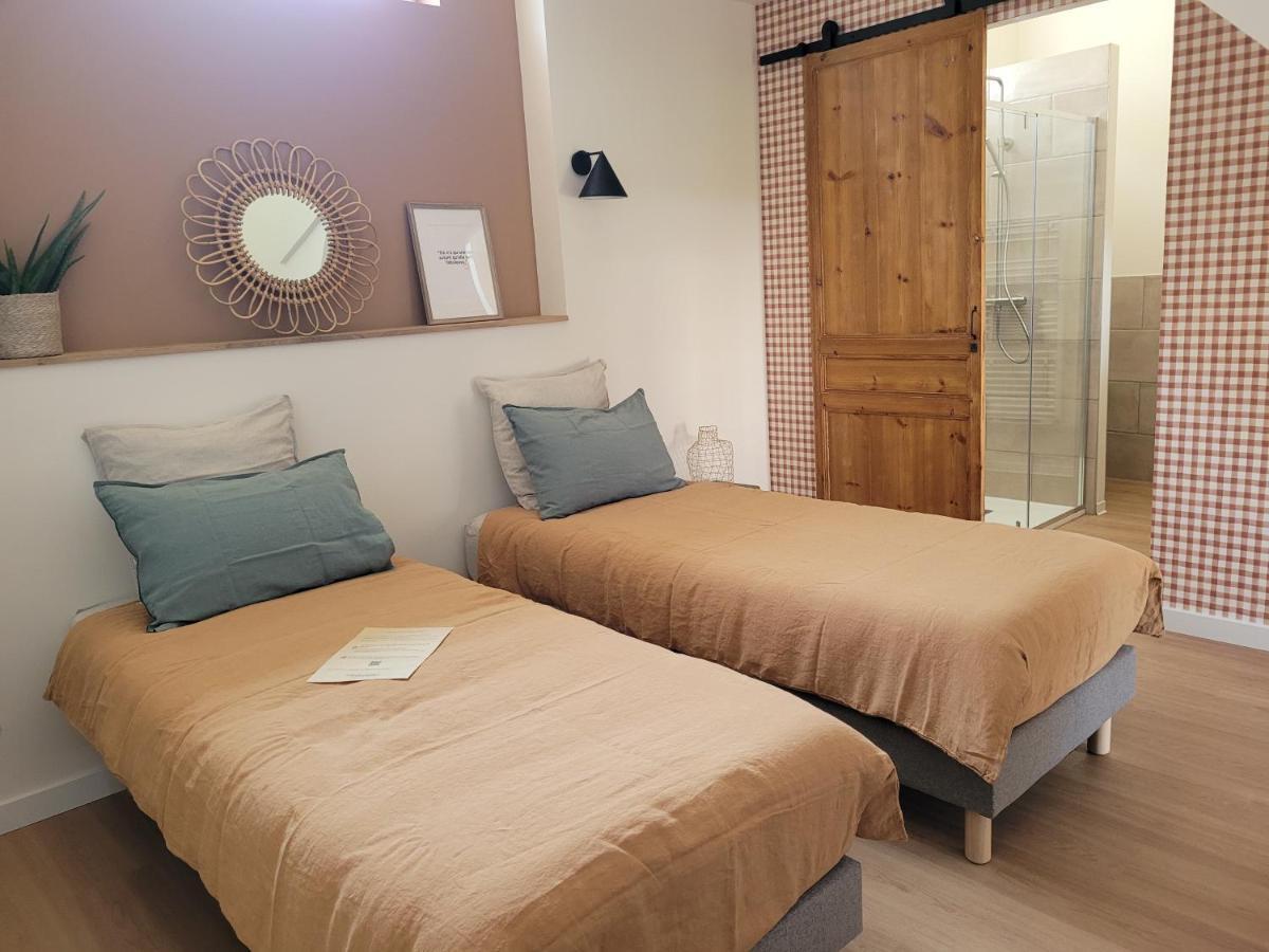 Les Fabulettes Bed and Breakfast Auffay Exteriör bild